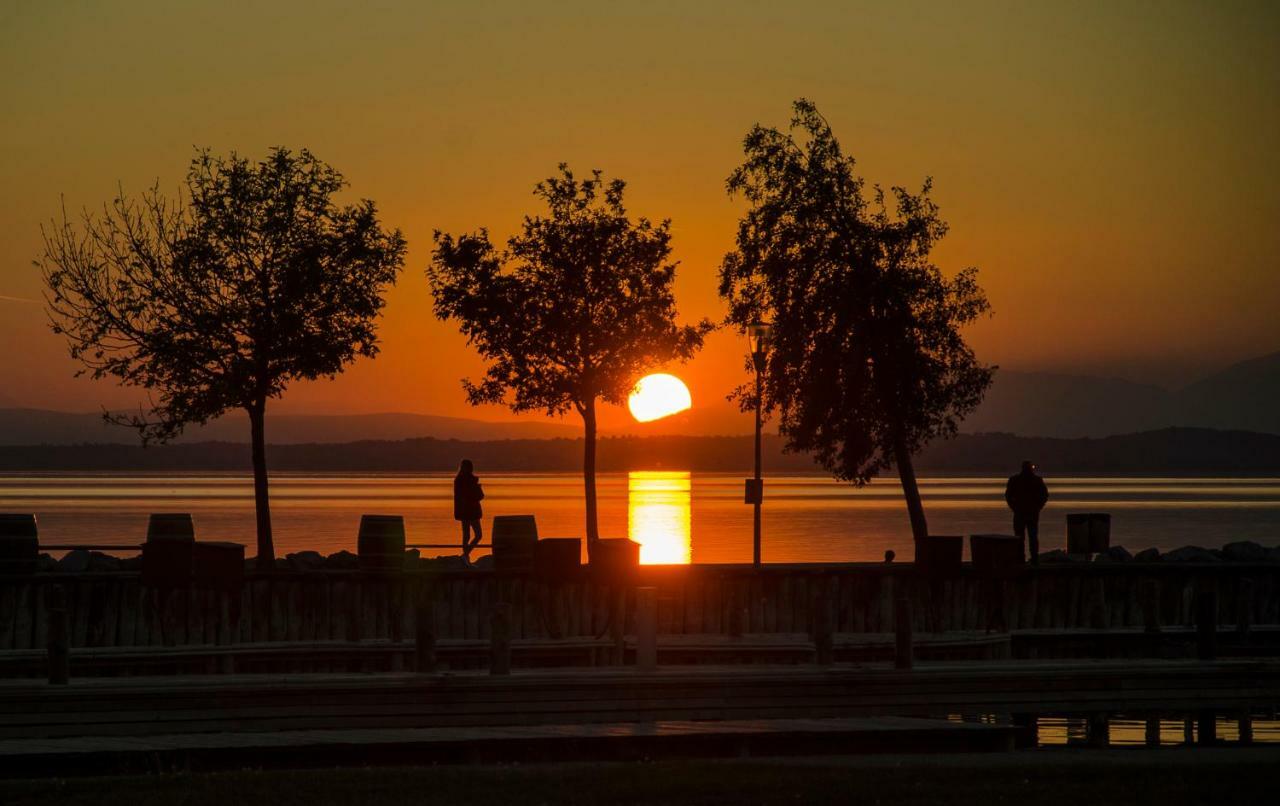 Gaestehaus Schmidt Podersdorf am See Luaran gambar